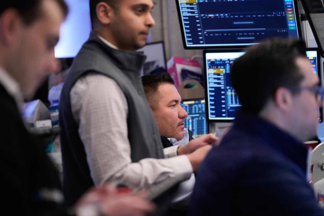 Intensivt på Wall Street. Bilden är tagen 13 april. Foto: Seth Wenig/AP/TT
