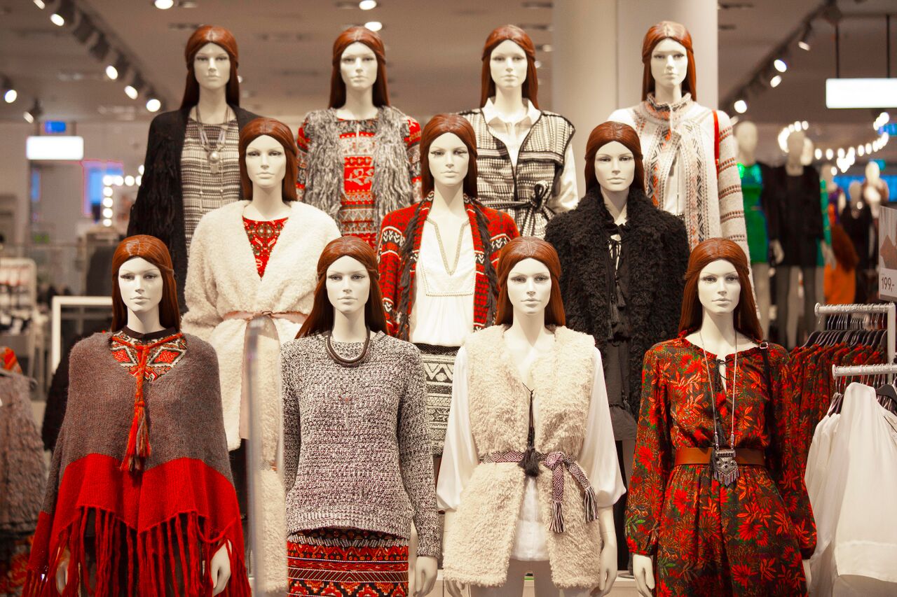 Textilier innehåller ofta farliga ämnen som kan vara cancerframkallande och hormonstörande. De inverkar också skadligt på natur och miljö. (Foto: Mikael Iso-Oja /Epoch Times)