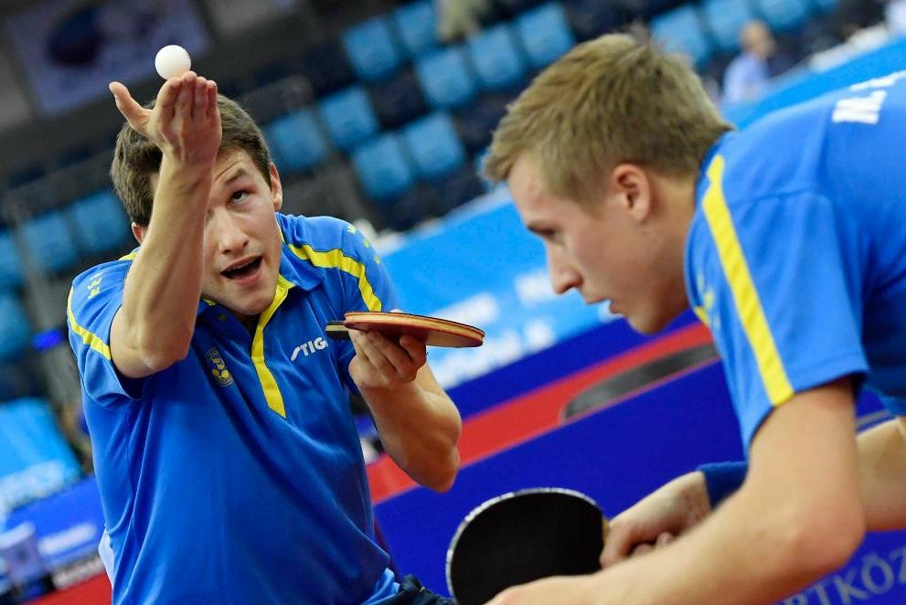 


Kristian Karlsson och Mattias Karlsson.   Foto: Tibor Illyes/AP/TT-arkivbild                                                                                                                                    