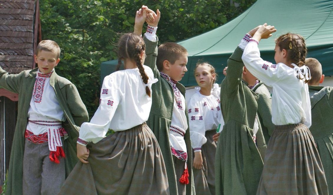 Traditionen lärs ut från generation till generation samtidigt som den förändras med vad som läggs till eller skapas i det mänskliga mötet. Foto: Dagmara Owsiejczyk