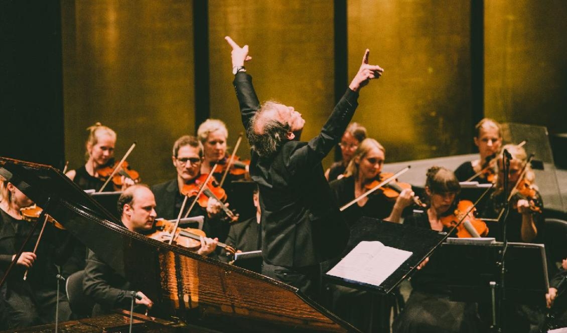 Barockgruppen Concerto Copenhagen och dess konstnärlige ledare Lars Ulrik Mortensen bildades 1991 och firar 30-årsjubileum. Foto: Mathias Løvgren