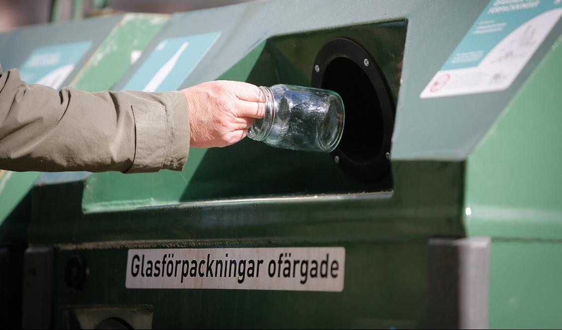 

Många svenskar återvann sina förpackningar under jul- och nyårshelgen. Foto: Angelica Söderberg                                                                                        