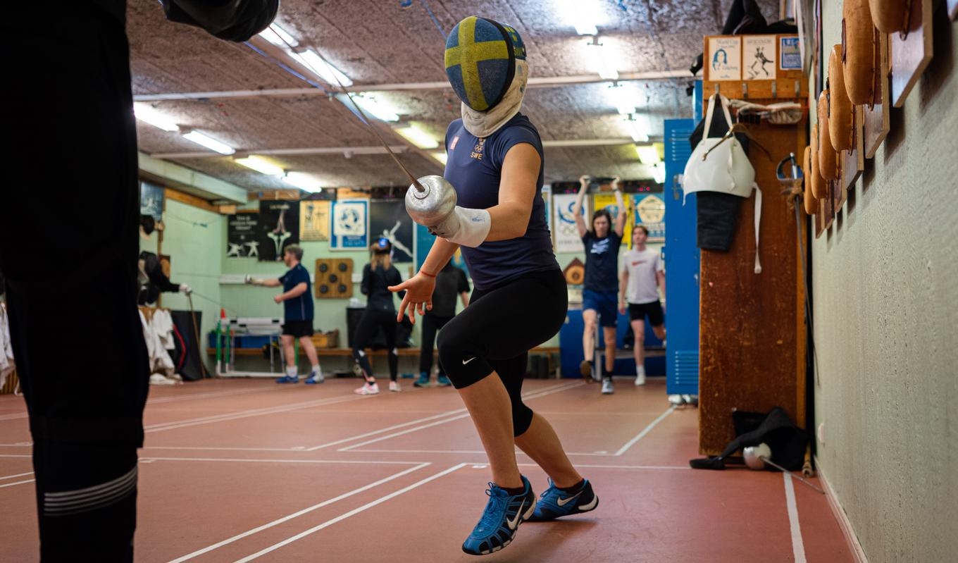 Marlena Jawaid har tränat fäktning sedan elvaårsåldern och sporten är ett av de två mest avgörande delmomenten i modern femkamp.Foto: Sofia Drevemo