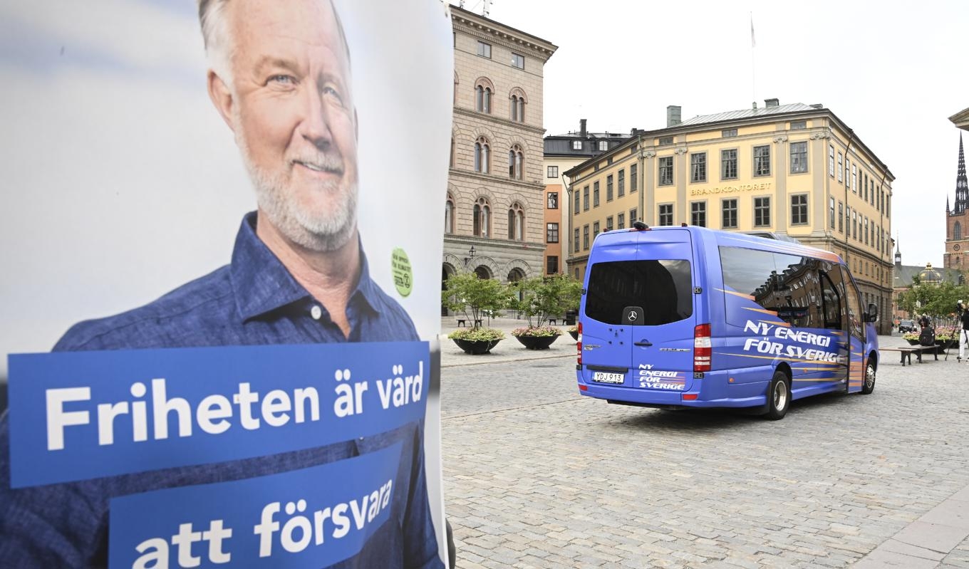 Den bussresa till Forsmarks kärnkraftverk som liberala företrädare gjorde tillsammans med bland andra sverigedemokrater blev ödesdiger för Liberalerna. Foto: anders Wiklund/TT