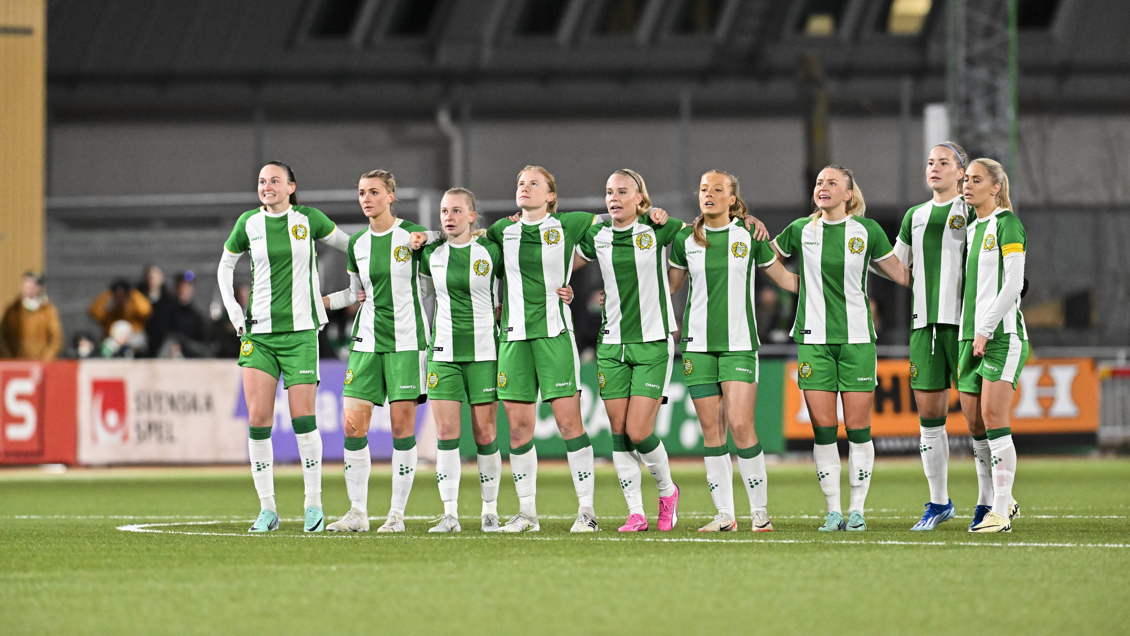 Hammarbys damer är regerande svenska mästare och hade bästa publiksnittet. Sportchefen Johan Lager är hoppfull inför årets allsvenska. Foto: Henrik Montogomery/TT