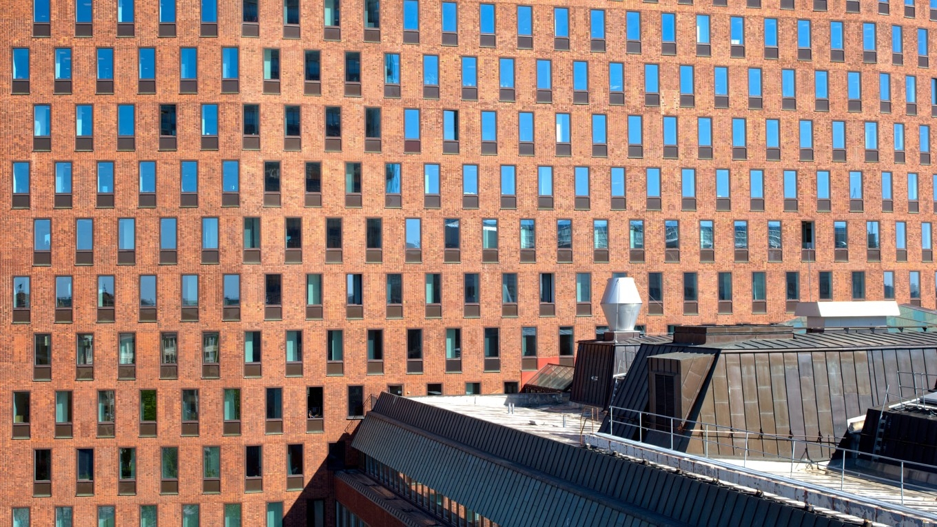 I det här huset på Kungsholmen i Stockholm låg journalisthögskolan innan den införlivades med Stockholms universitet. Foto: Marcus Strand