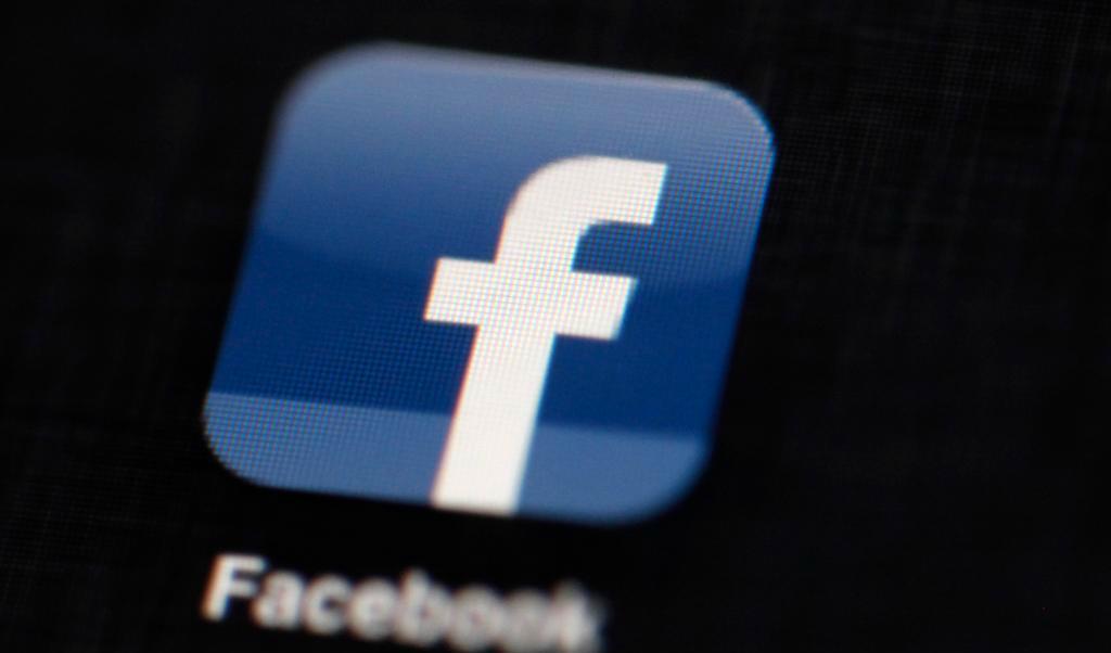 
Facebook anställer ytterligare 3 000 personer för att se till att olämpligt material tas bort. Arkivbild. Foto: Matt Rourke/AP/TT                                            