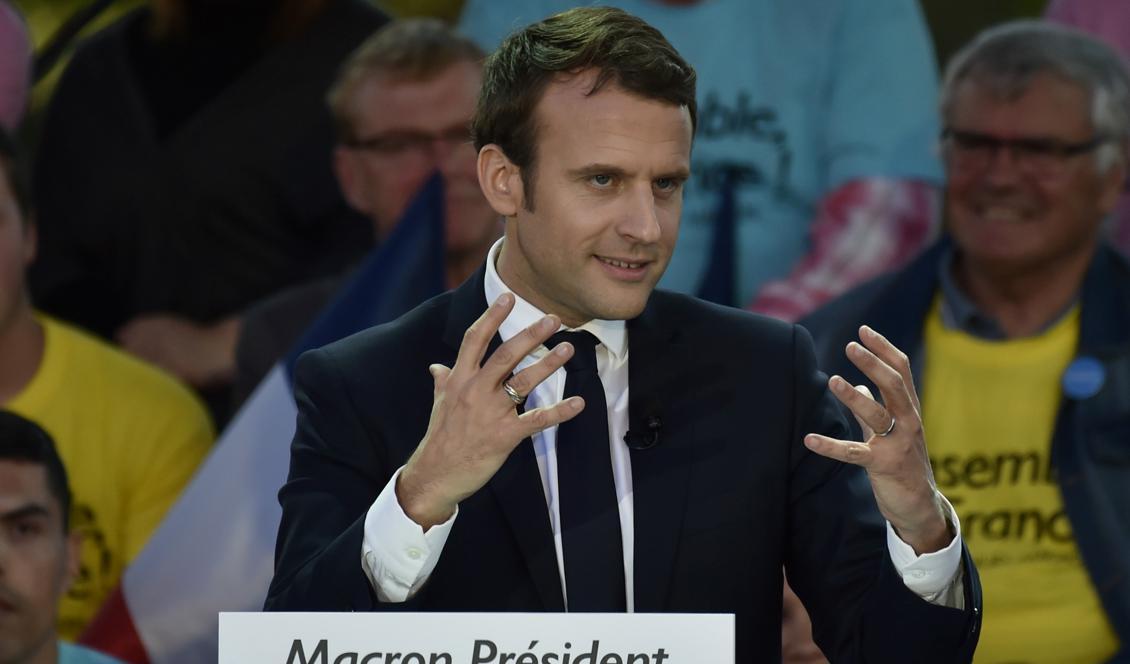 Den franska presidentkandidaten Emmanuel Macron håller ett tal under kampanjmötet på Place du Vigan i Albi, sydvästra Frankrike. Foto:  Pascal Pavani/AFP/Getty Images 