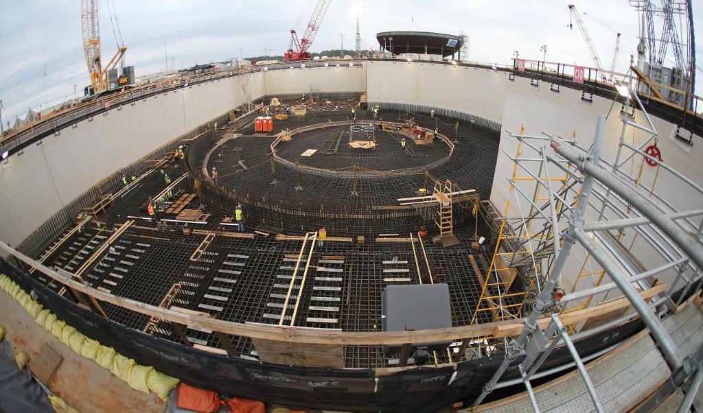 En bild på reaktorbygget på Vogtle-verket 2012 - redan då var projektet försenat och dyrare än tänkt. Foto: TT