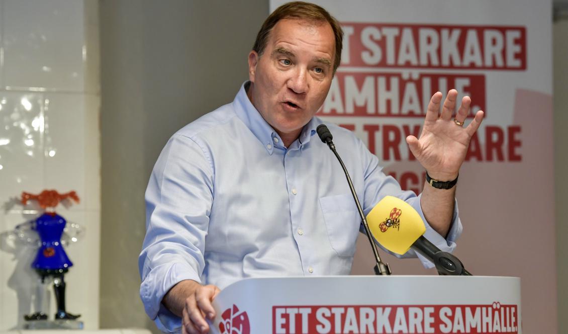 

Statsminister Stefan Löfven (S) under en pressträff på Astrid Lindgrens värld i Vimmerby. Foto: Jonas Ekströmer/TT                                                                                        