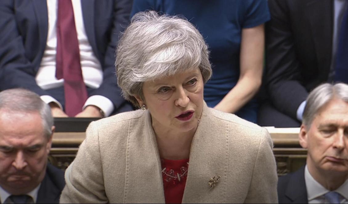 Storbritanniens premiärminister Theresa May talar i underhuset inför fredagens omröstning. Foto: House of Commons via AP/TT