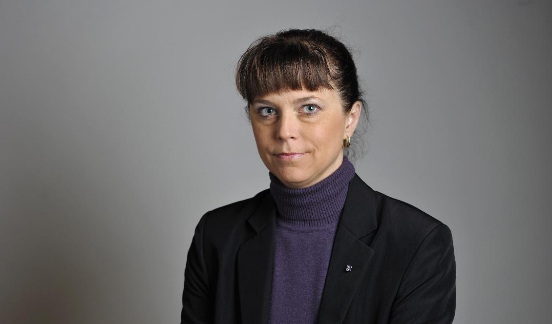 

Emma Carlsson Löfdahl sitter kvar i riksdagen som politisk vilde. Foto: Henrik Montgomery/TT-arkivbild                                                                                                