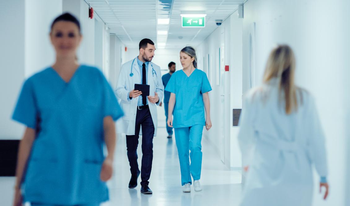 Det krävs att mekanismer bakom massflykten av bland annat sjukvårdspersonal reds ut och diskuteras, menar debattören och överläkaren Anders Mansten. Foto: Shutterstock