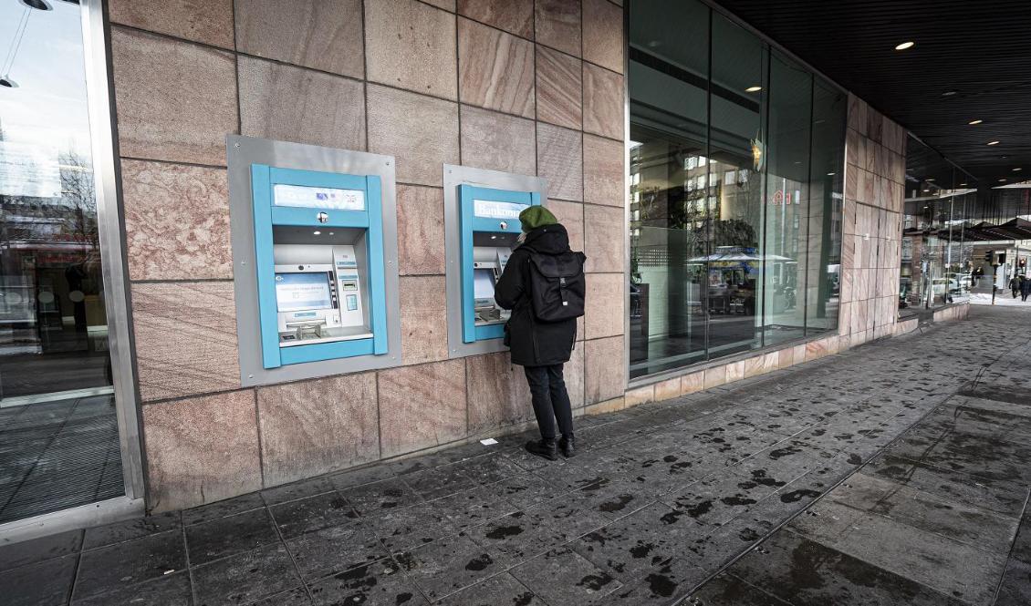 Regeringen presenterade nyligen ett lagförslag om ny riskskatt för de största kreditinstituten. Foto: Sofia Drevemo