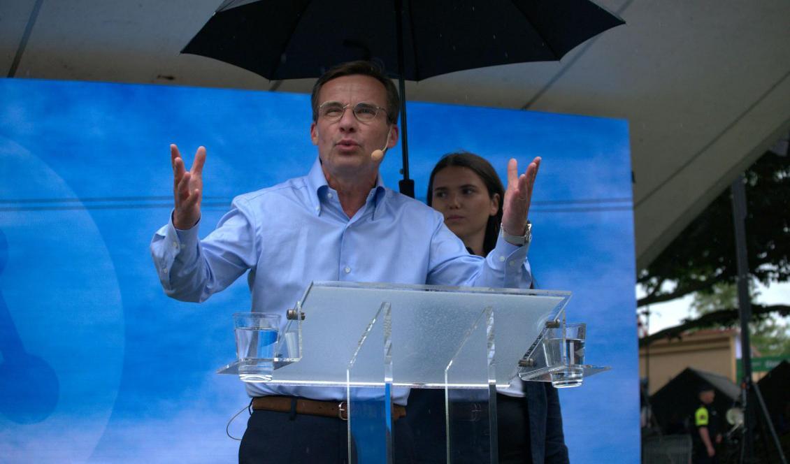 

Ulf Kristersson, partiledare för Moderaterna, talar i Almedalen i Gotland. Foto: Bilbo Lantto                                                                                        