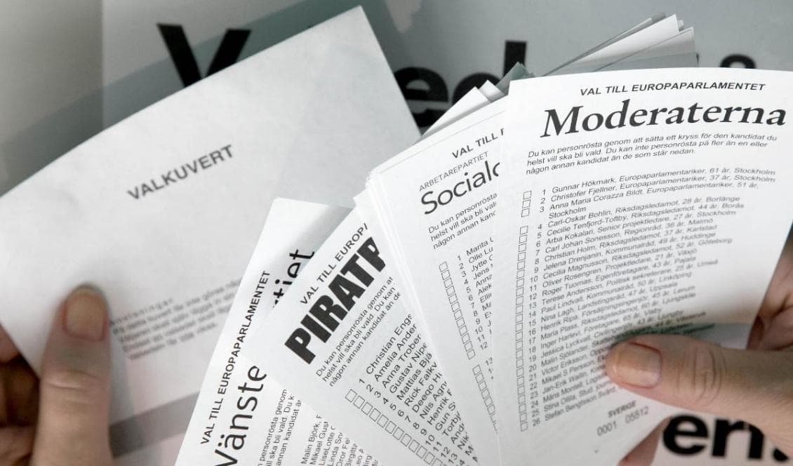 Valnämnden ansvarar för utläggning av partivalsedlar, men bara för riksdagspartierna. Det är inte vettigt eller rättvist menar debattören. Foto: Shutterstock