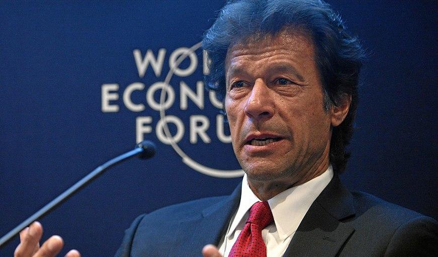 Pakistans tidigare premiärminister Imran Khan ska ha gripits inför en rättegång, skriver lokala medier i landet. Foto: World Economic Forum (CC BY-SA 2.0)