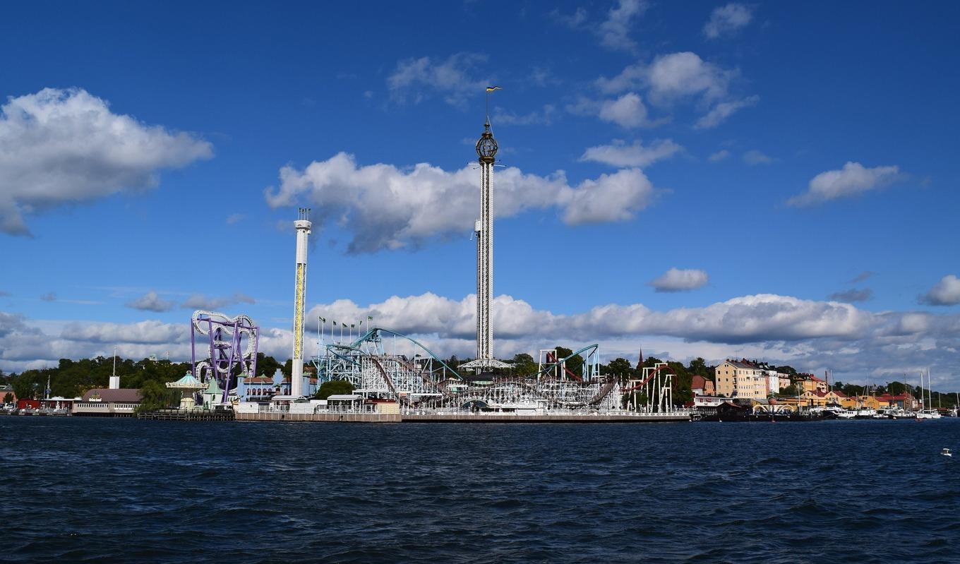 En journalist skrev nyligen om ett ungdomsgäng som betedde sig illa på Gröna Lund. Händelsen fick står uppmärksamhet i medier. Foto: Vera/Pixabay