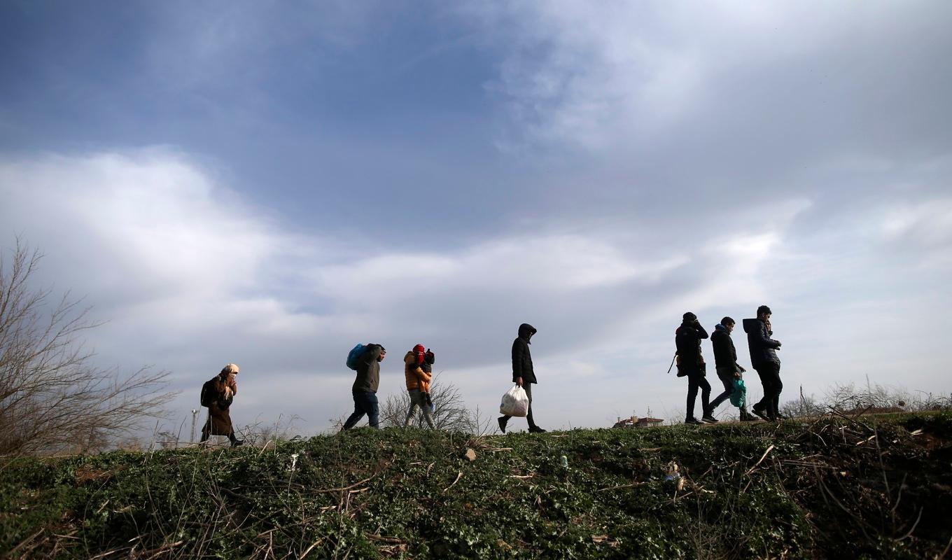 Migranter i Edirne vid den turk-grekiska gränsen. Arkivbild. Foto: Emrah Gurel/AP/TT