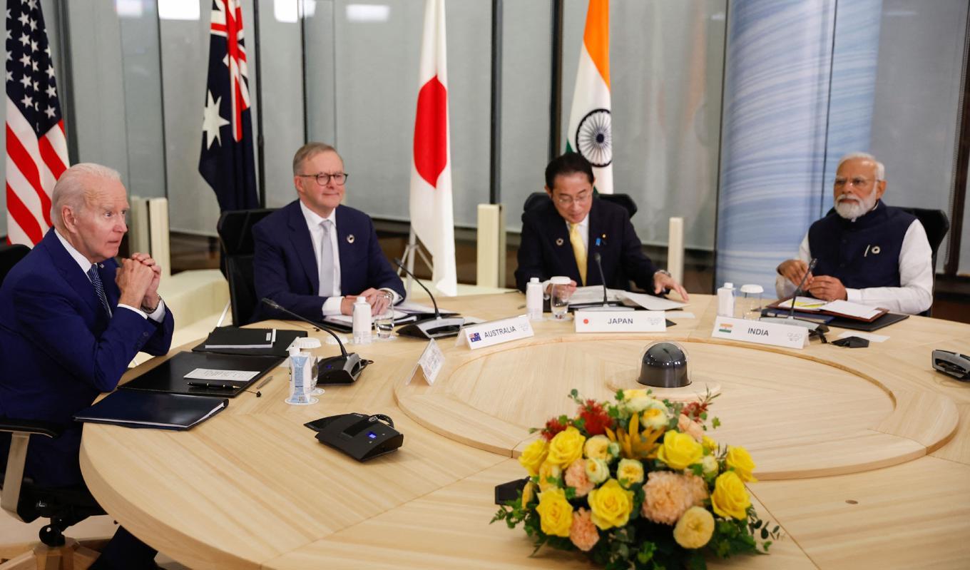 USA:s president Joe Biden, Australiens premiärminister Anthony Albanese, Japans premiärminister Fumio Kishida och Indiens premiärminister Narendra Modi höll ett Quadmöte i samband med G7-mötet i Japan den 20 maj i år. Foto: Jonathan Ernst/Pool/AFP via Getty Images