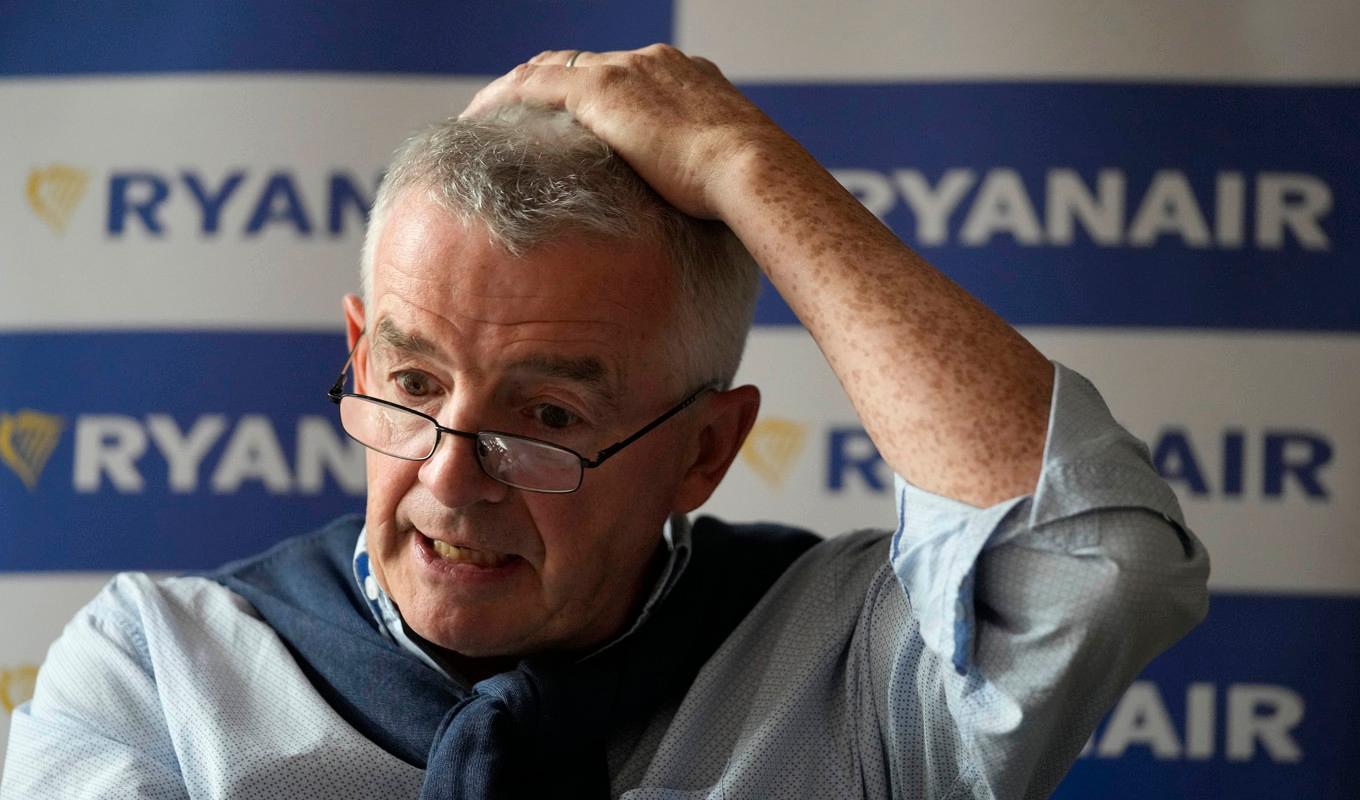 Ryanair, med chefen Michael O'Leary, måste dra in flygningar på grund av försenade flygplansleveranser. Arkivbild Foto: Frank Augstein AP/TT