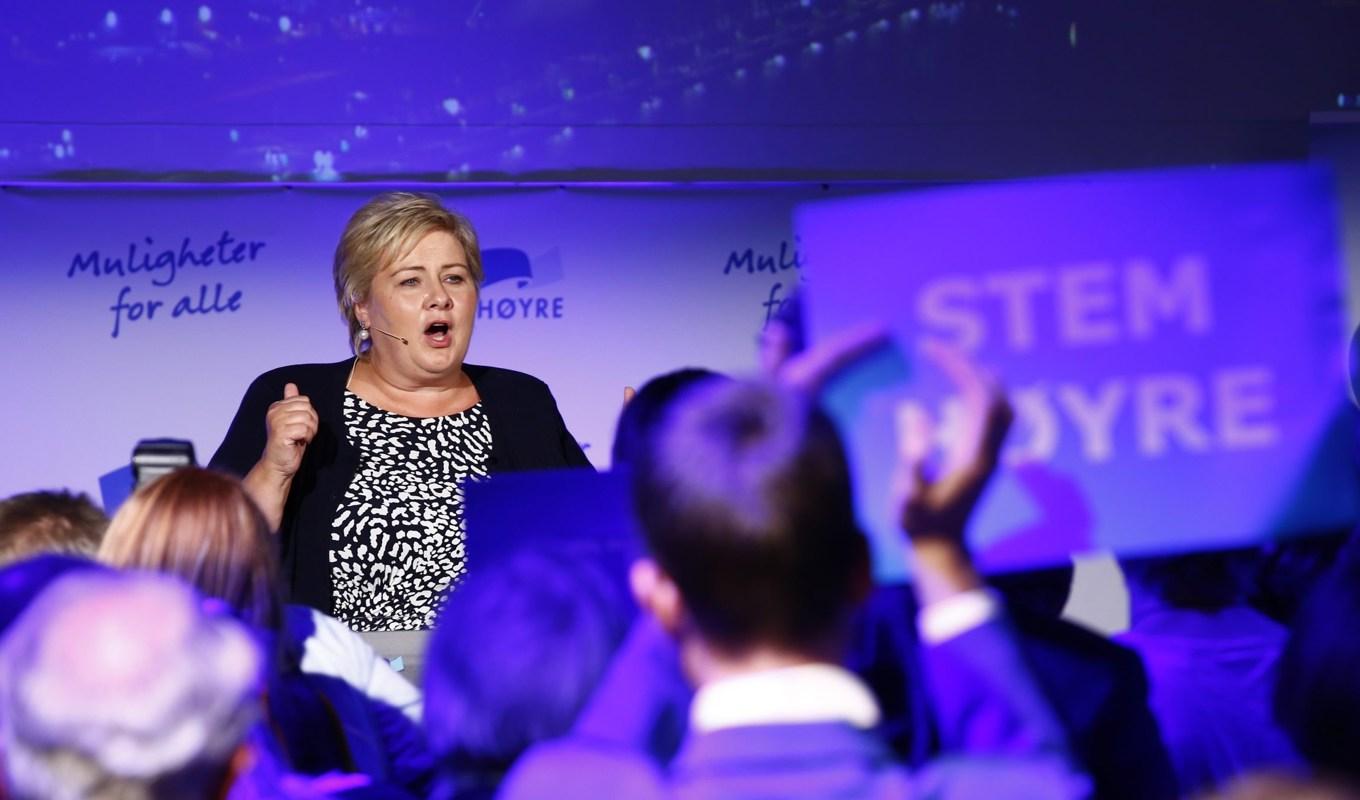 Høyres partiledare Erna Solberg blev det norska valets stora segrare då hennes parti blev större än Arbeiderpartiet för första gången på närmare ett sekel. Foto: HEIKO JUNGE/AFP via Getty Images