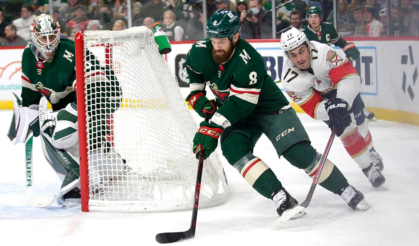 Jordie Benn, här i Minnesota, är klar för spel i Brynäs. Arkivbild. Foto: Andy Clayton-King/AP/TT