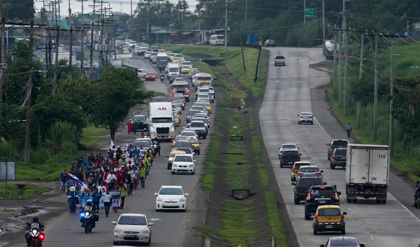 Protester på motorvägen i Panama. Arkivbild. Foto: Arnulfo Franco/AP/TT