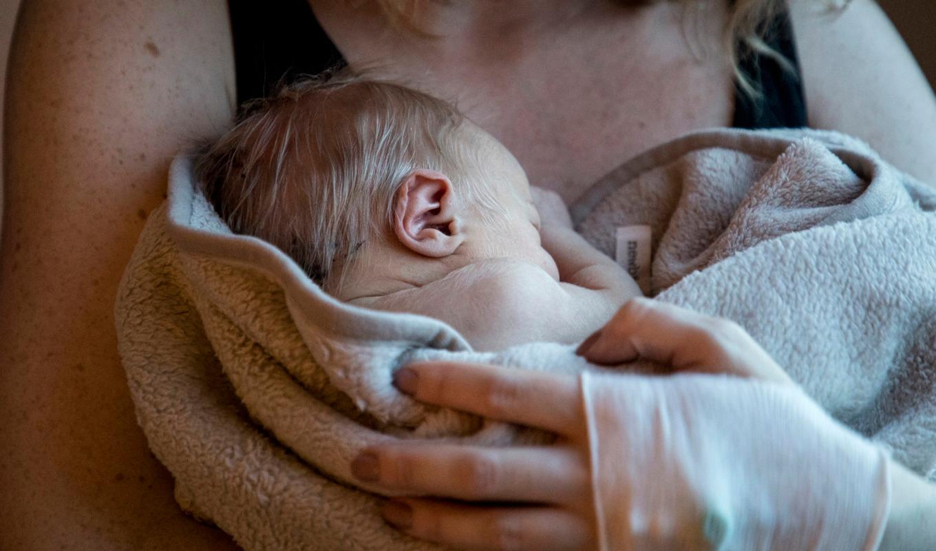 Det föds färre barn i Sverige än tidigare. Genrebild. Foto: Christine Olsson/TT