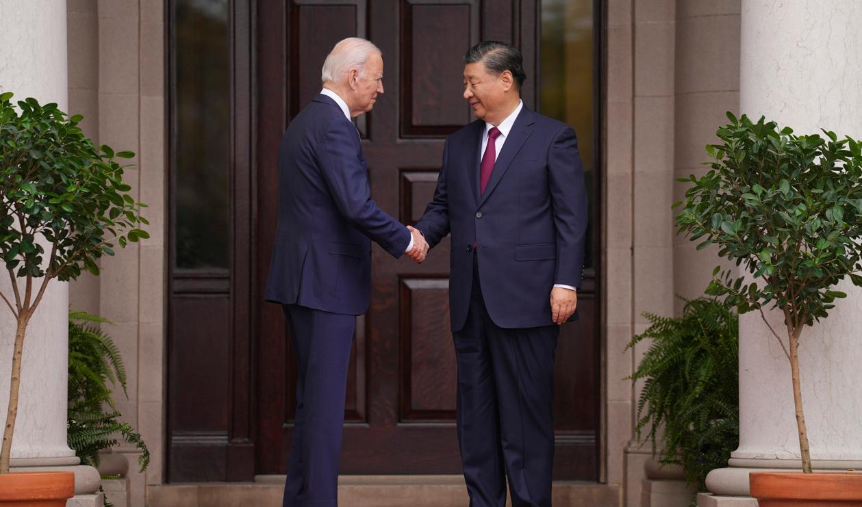 USA:s president Joe Biden och Kinas president Xi Jinping. Foto: Doug Mills/AP/TT