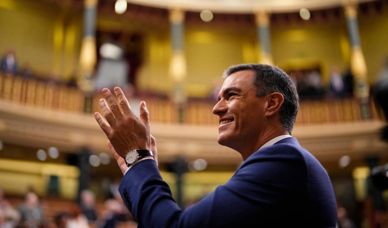 Socialdemokratiska PSOE:s ledare blir premiärminister i Spanien. Foto: Manu Fernandez/AP/TT