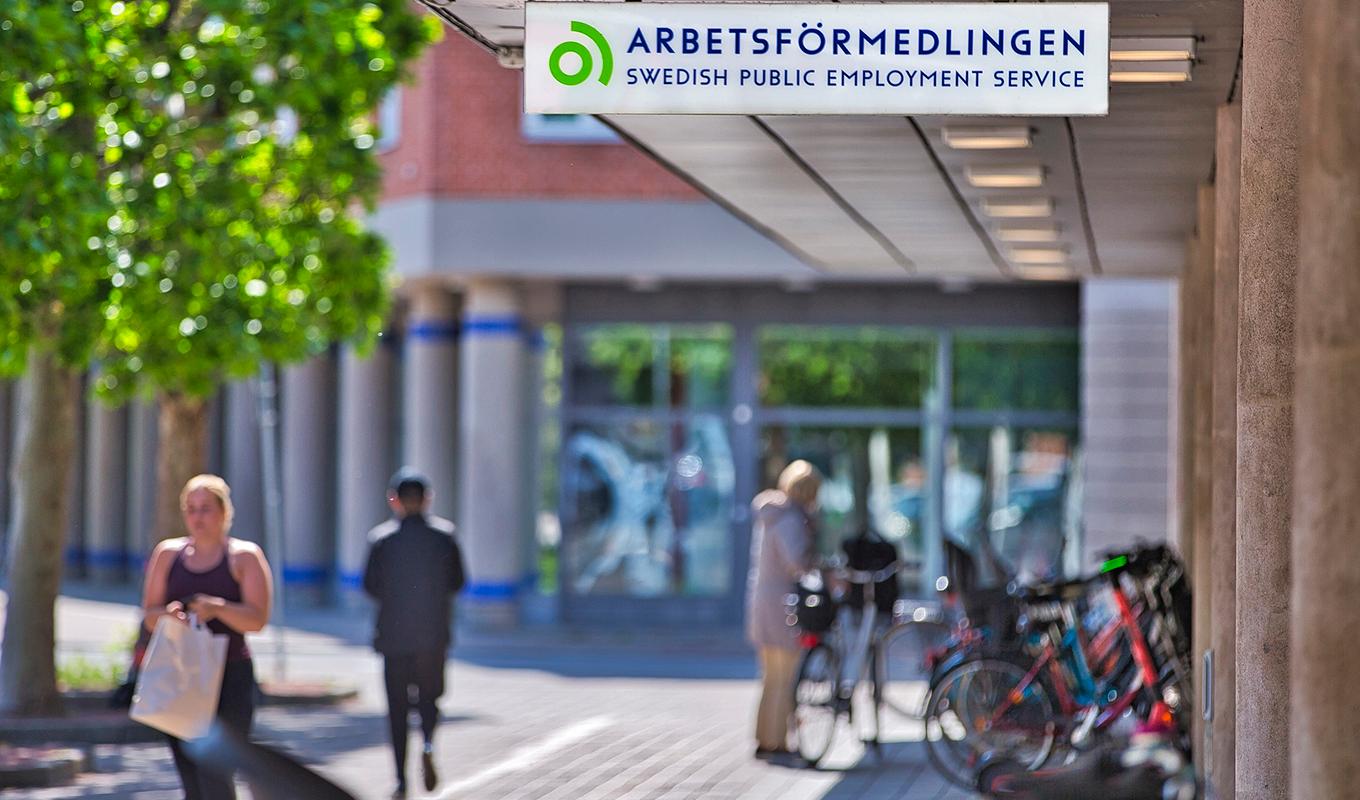 Riksrevisionen: Arbetsförmedlingen behöver rationalisera sin byråkrati, korta ledtider och bli effektivare i arbetet med subventionerade anställningar. Foto: Arbetsförmedlingen