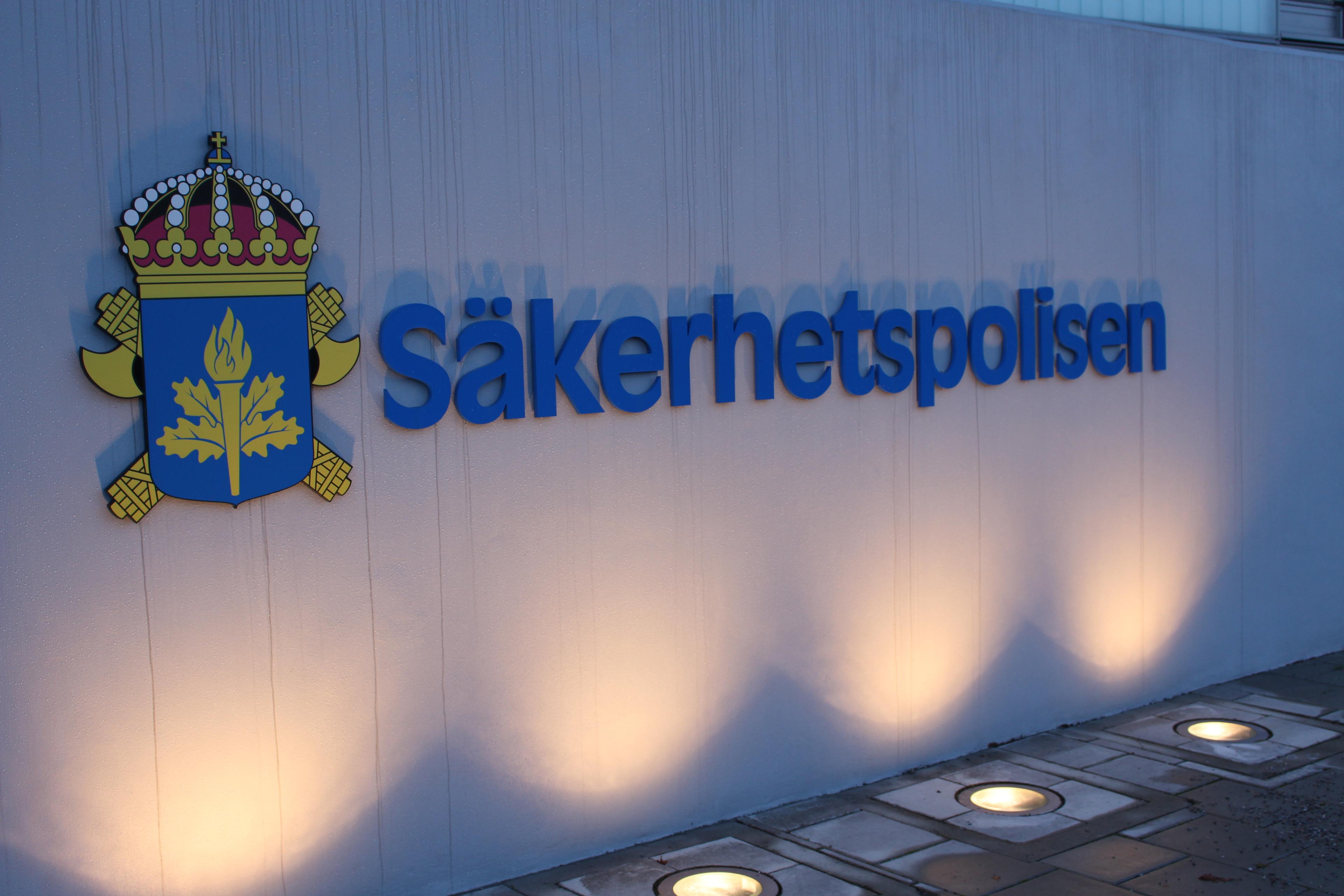 Nyligen genomförde Säpo tillslag kopplade till en 32-årig man i Skåne. Han misstänks för att ha planerat terrordåd i Danmark: Foto: Säkerhetspolisen