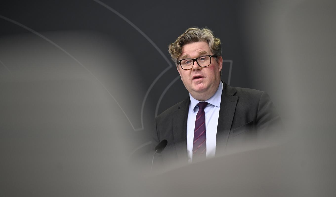 Justitieminister Gunnar Strömmer (M) kommenterar Kriminalvårdens rapport. Arkivbild. Foto: Pontus Lundahl/TT