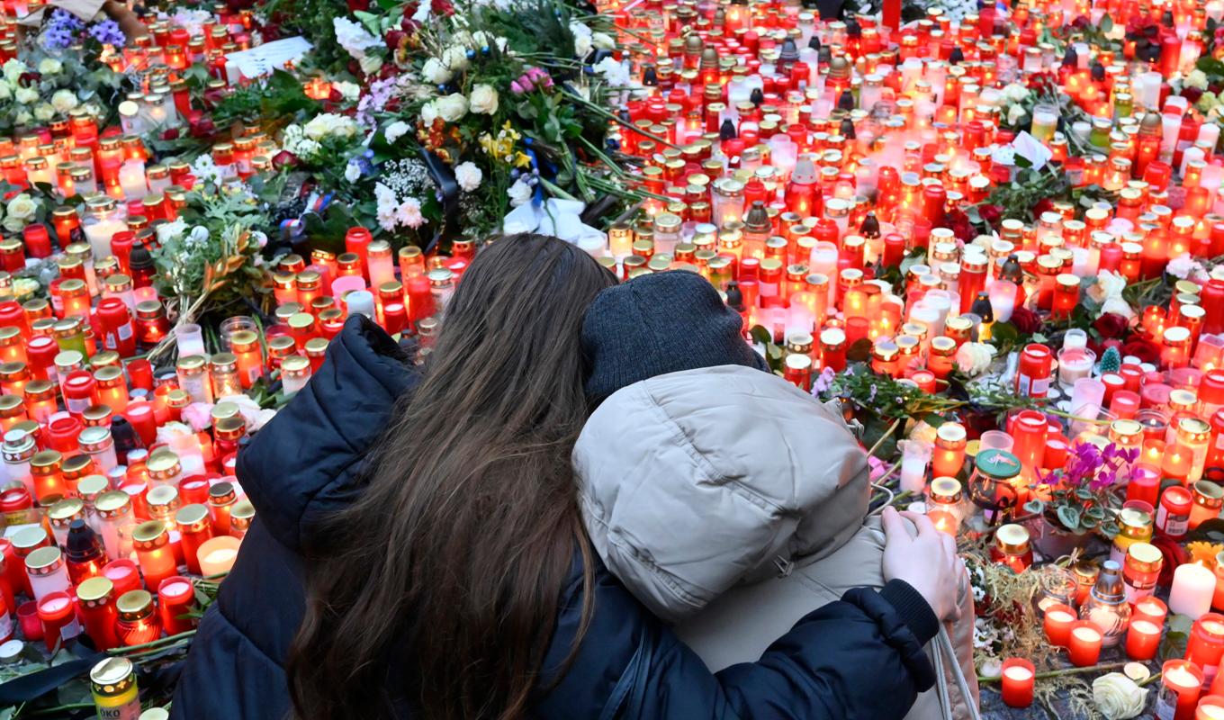 Nationell sorgedag har utlyst på lördagen i Tjeckien. Arkivbild. Foto: Denes Erdos/AP/TT