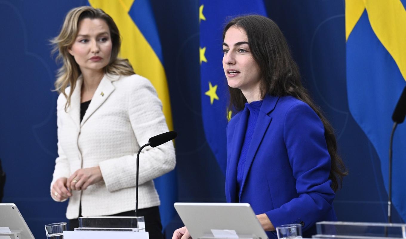 Energi- och näringsminister Ebba Busch (KD) och klimat- och miljöminister Romina Pourmokhtari (L) KU-anmäls. Arkivbild. Foto: Claudio Bresciani/TT