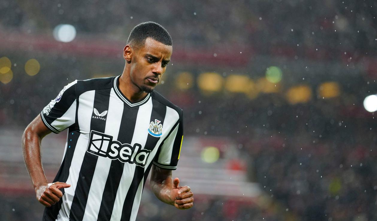 Alexander Isak firade fokuserat efter att ha kvitterat till 1–1 för Newcastle borta mot Liverpool i matchen som slutade i en 2–4-förlust. Foto: Jon Super/AP/TT