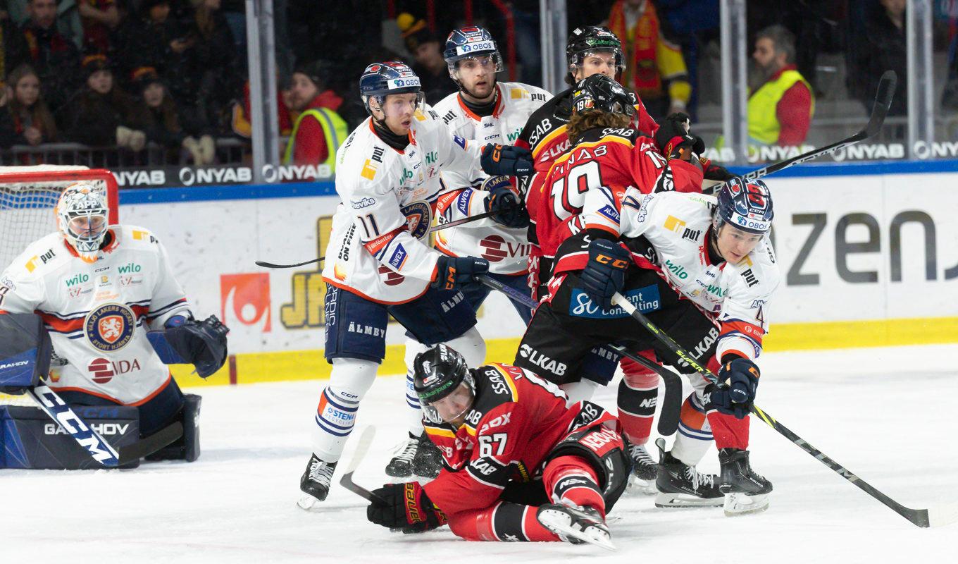 Den nära kopplingen mellan betting och idrott leder till problem för många elitidrottare. Det visar en färsk studie bland hockeyspelare. Foto: Pär Bäckström/TT