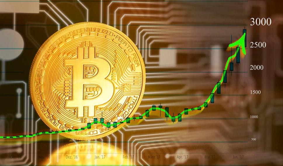 Uppåt för kryptovalutan bitcoin. Arkivbild Foto: Alexander Kirch AP/TT