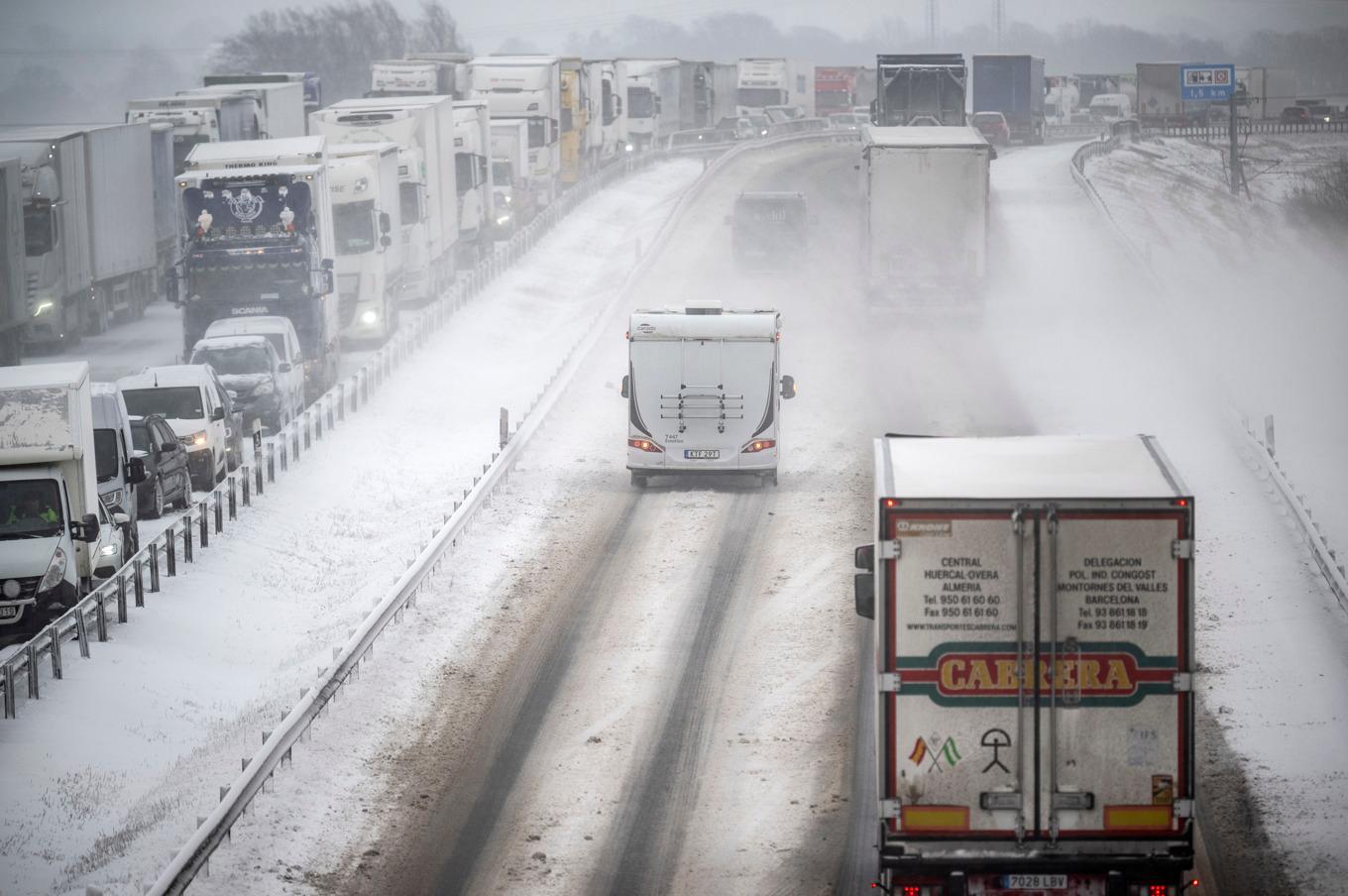 Efter onsdagens trafikkaos i södra Sverige varnar Trafikverket för en liknande situation i norr under torsdagsmorgonen. Foto: Johan Nilsson/TT