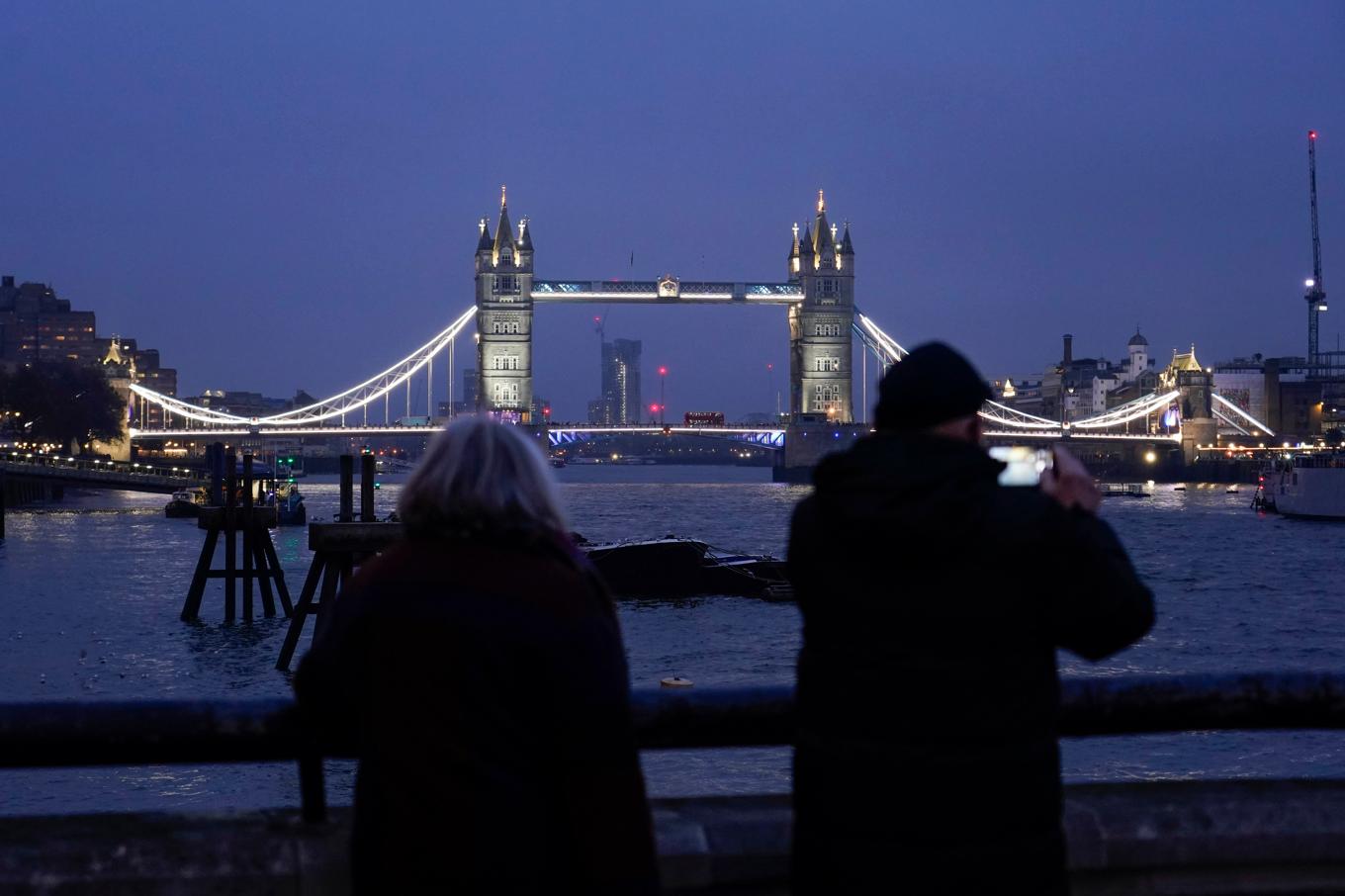Tower Bridge i London. Arkivbild. Foto: Alberto Pezzali/AP/TT