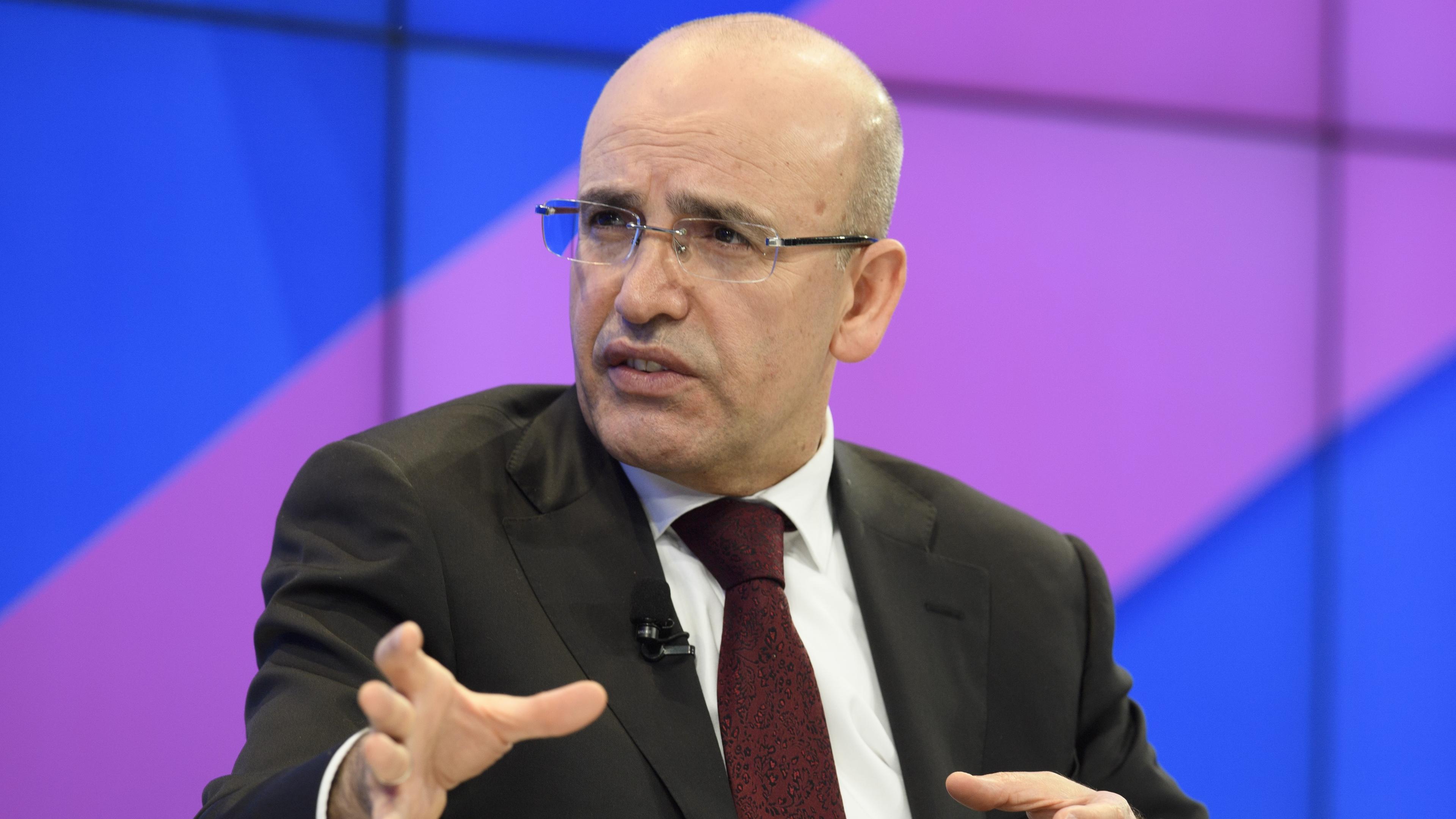 Turkiets finansminister Mehmet Simsek. Arkivbild. Foto: Gian Ehrenzeller AP/TT