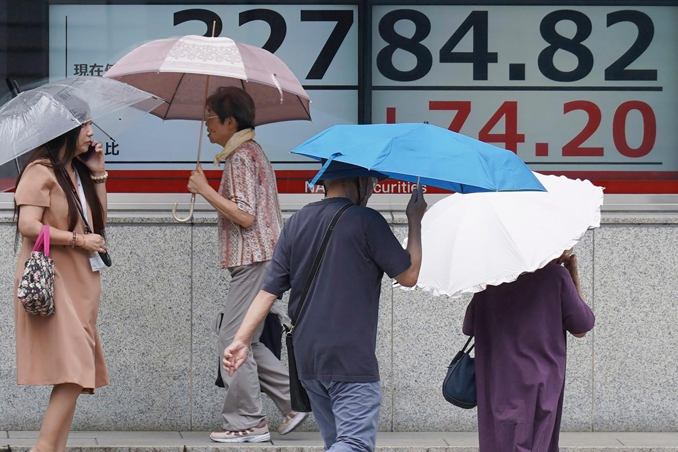 Dystert börsväder. Arkivbild. Foto: Eugene Hoshiko/AP/TT