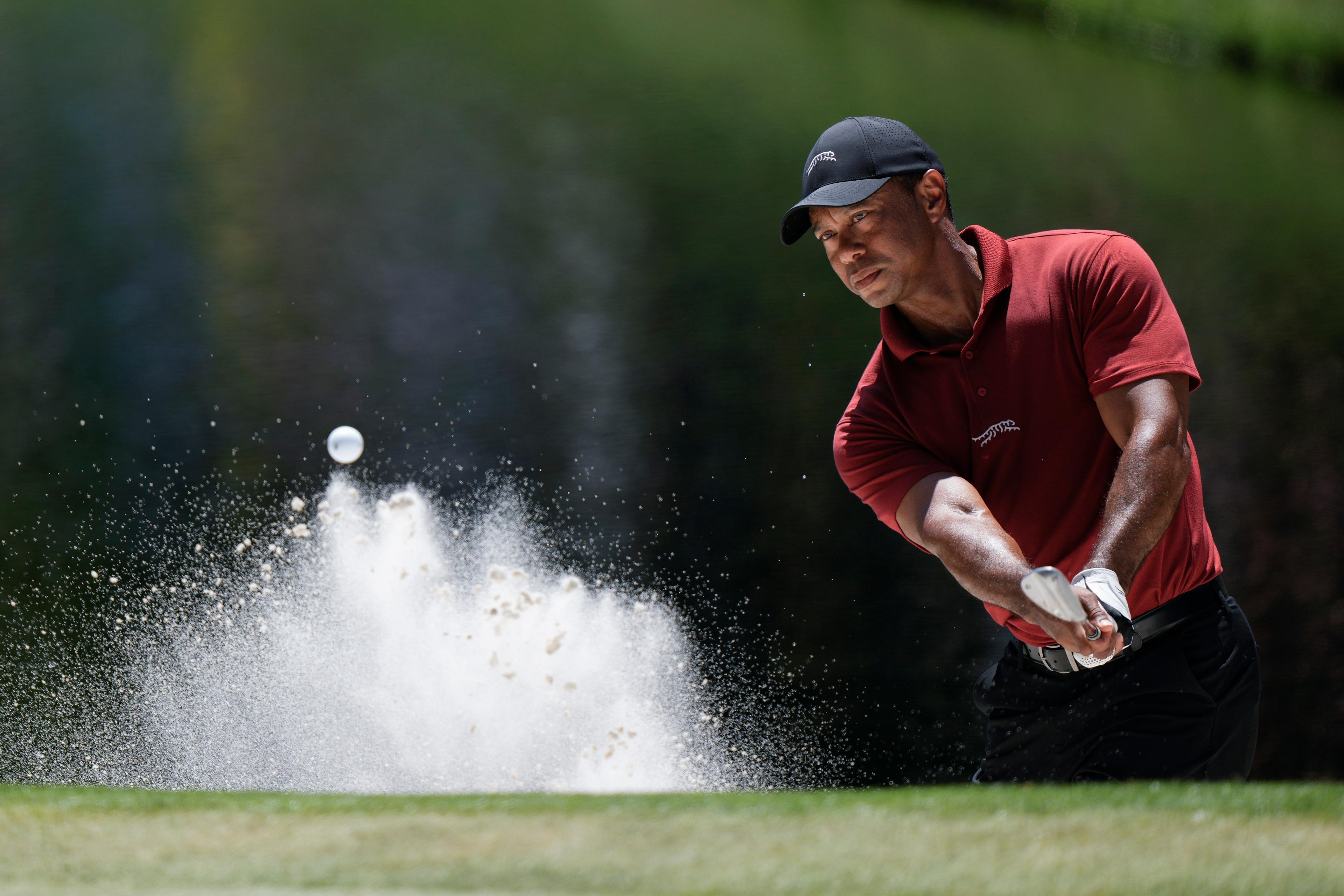 Tiger Woods i US Masters i april. Foto: Charlie Riedel/AP/TT