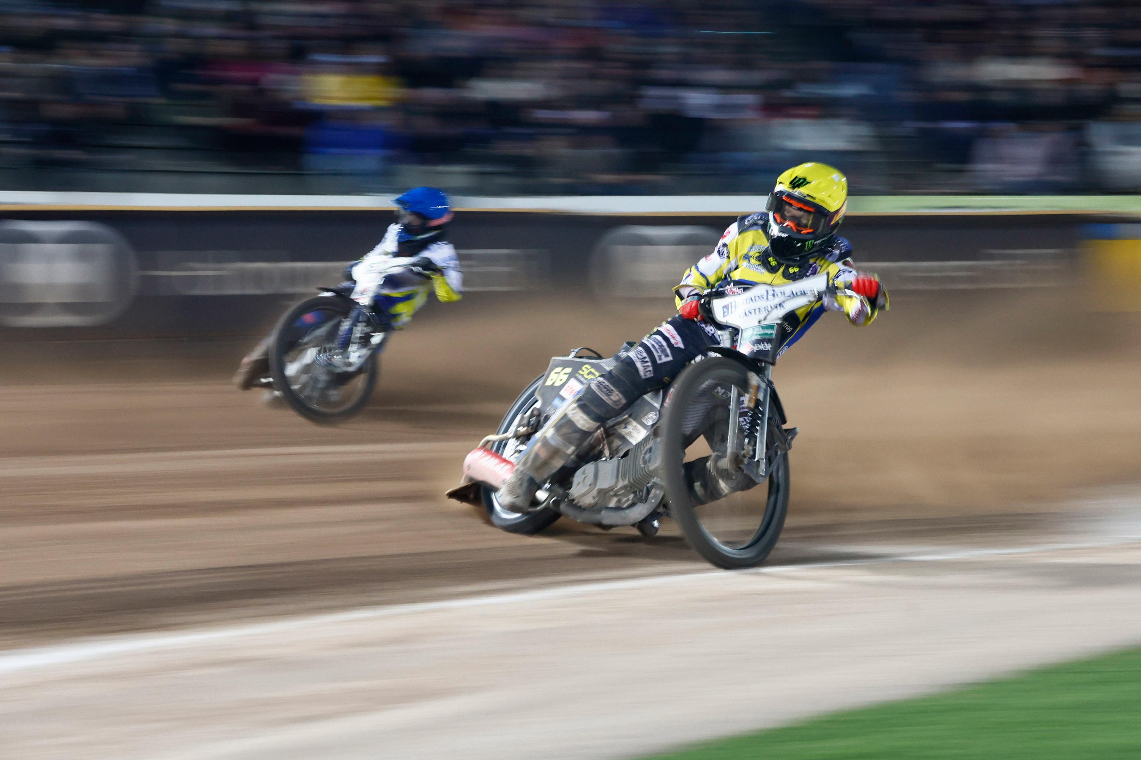 Fredrik Lindgren får vänja sig vid ett nytt kvalformat i speedway-VM. Arkivbild. Foto: Stefan Jerrevång/TT