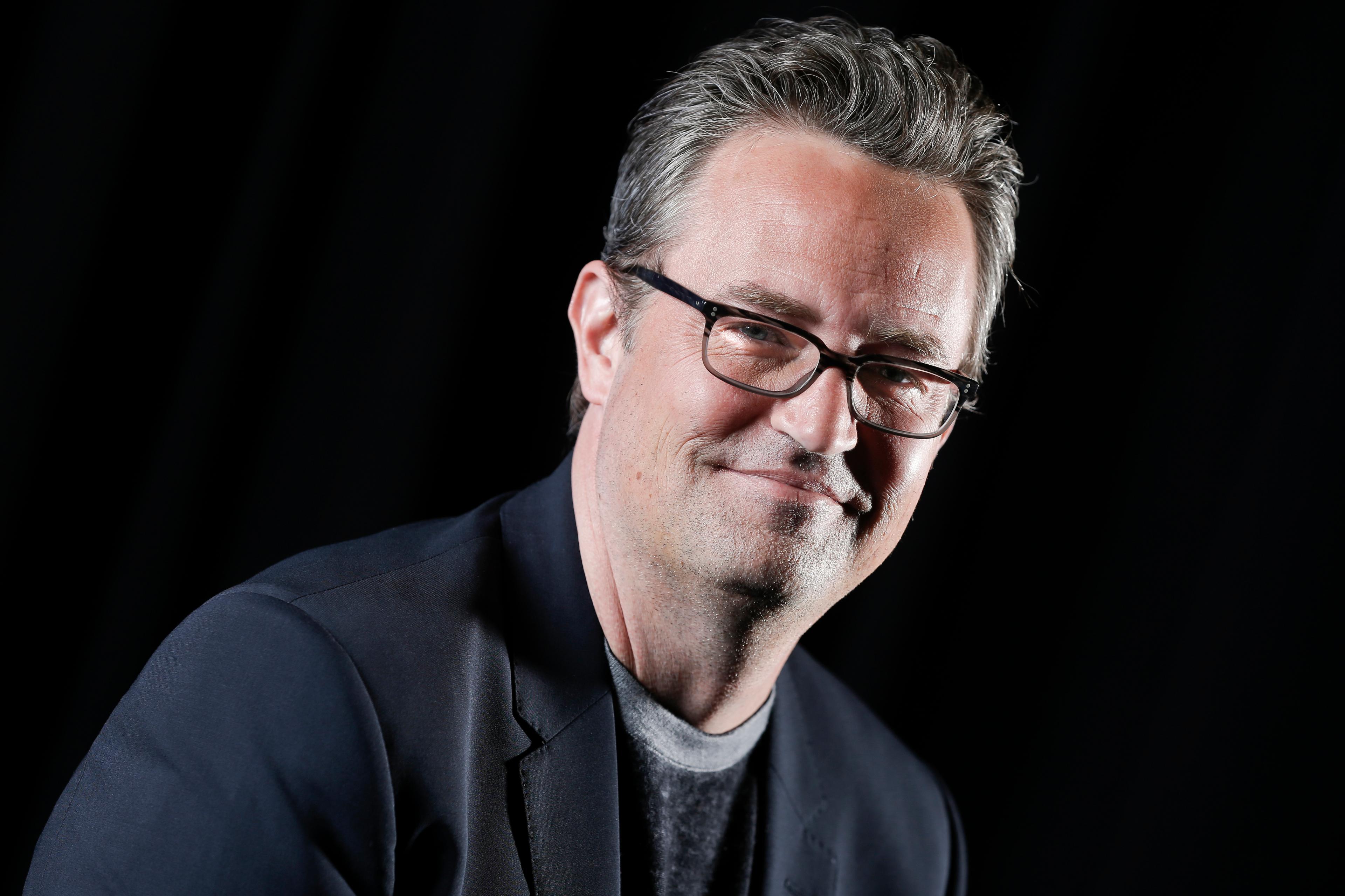 Matthew Perry avled i oktober i fjol. Arkivbild. Foto: Brian Ach/AP/TT