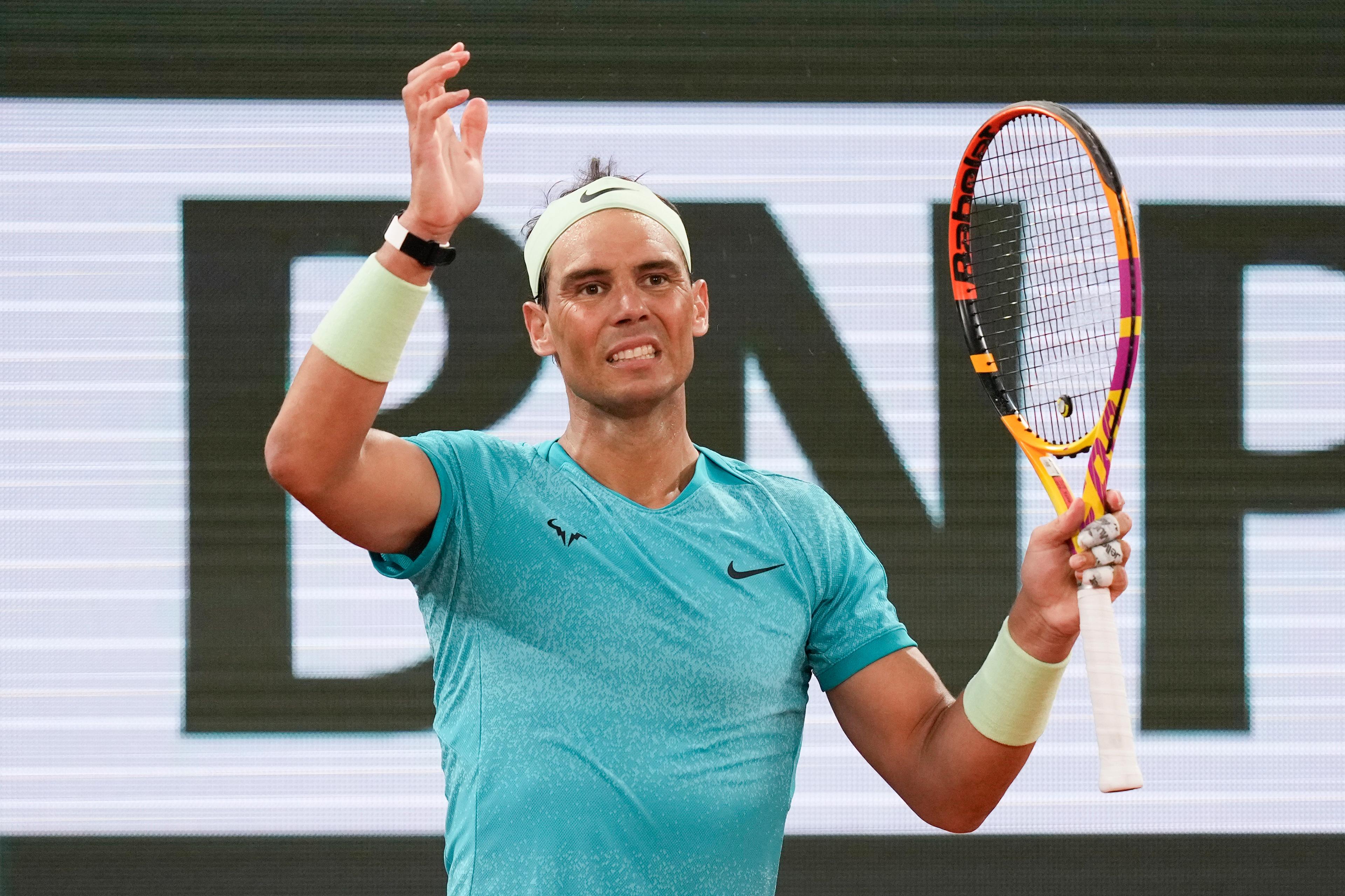 Rafael Nadal fick lämna Franska mästerskapen redan efter den första omgången. Tysken Alexander Zverev vann i tre raka set. Foto: Thibault Camus/AP/TT