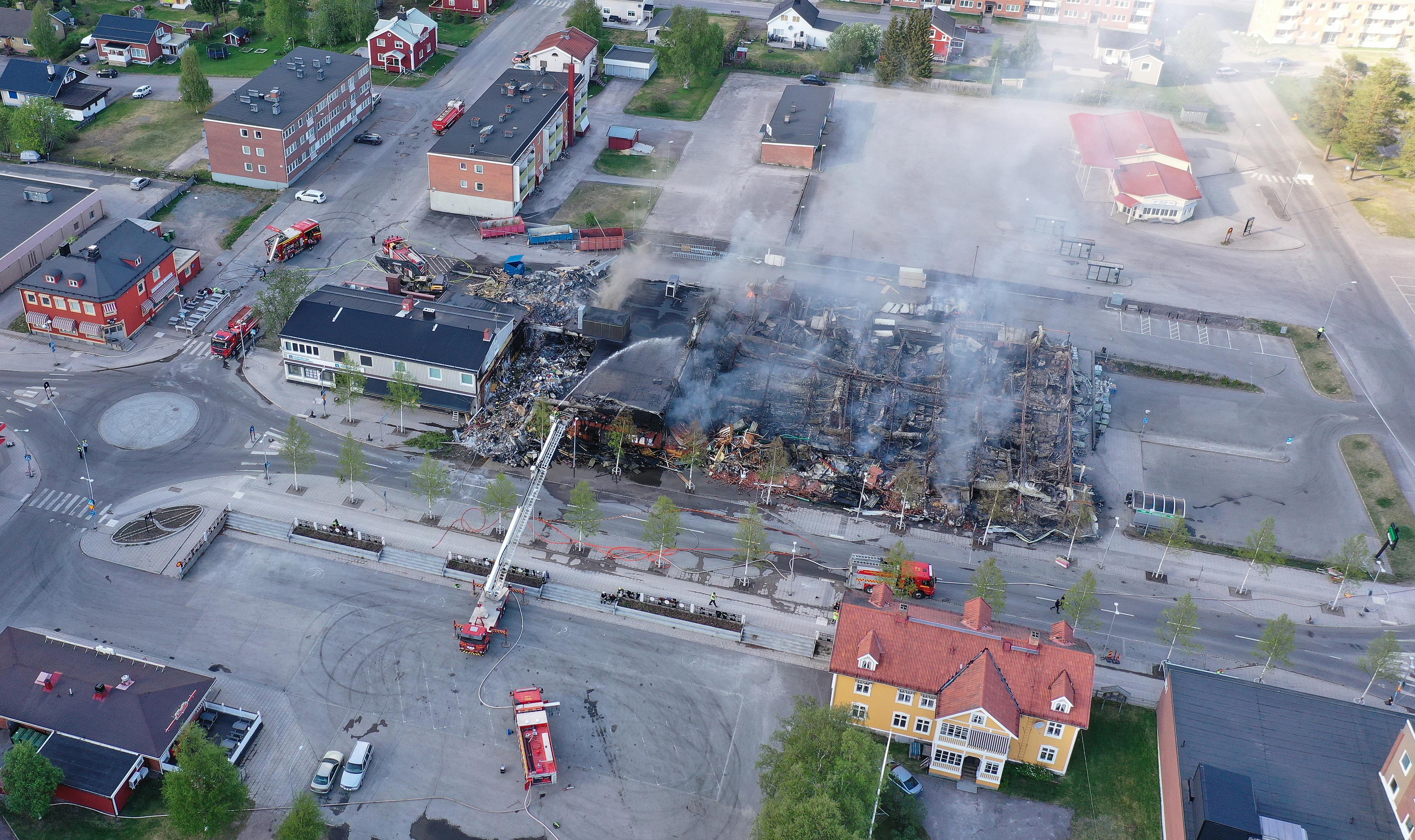 Coop-butiken i Arvidsjaur har förstörts i en brand. Foto: Kent Norberg/Arvidsjaurs kommun