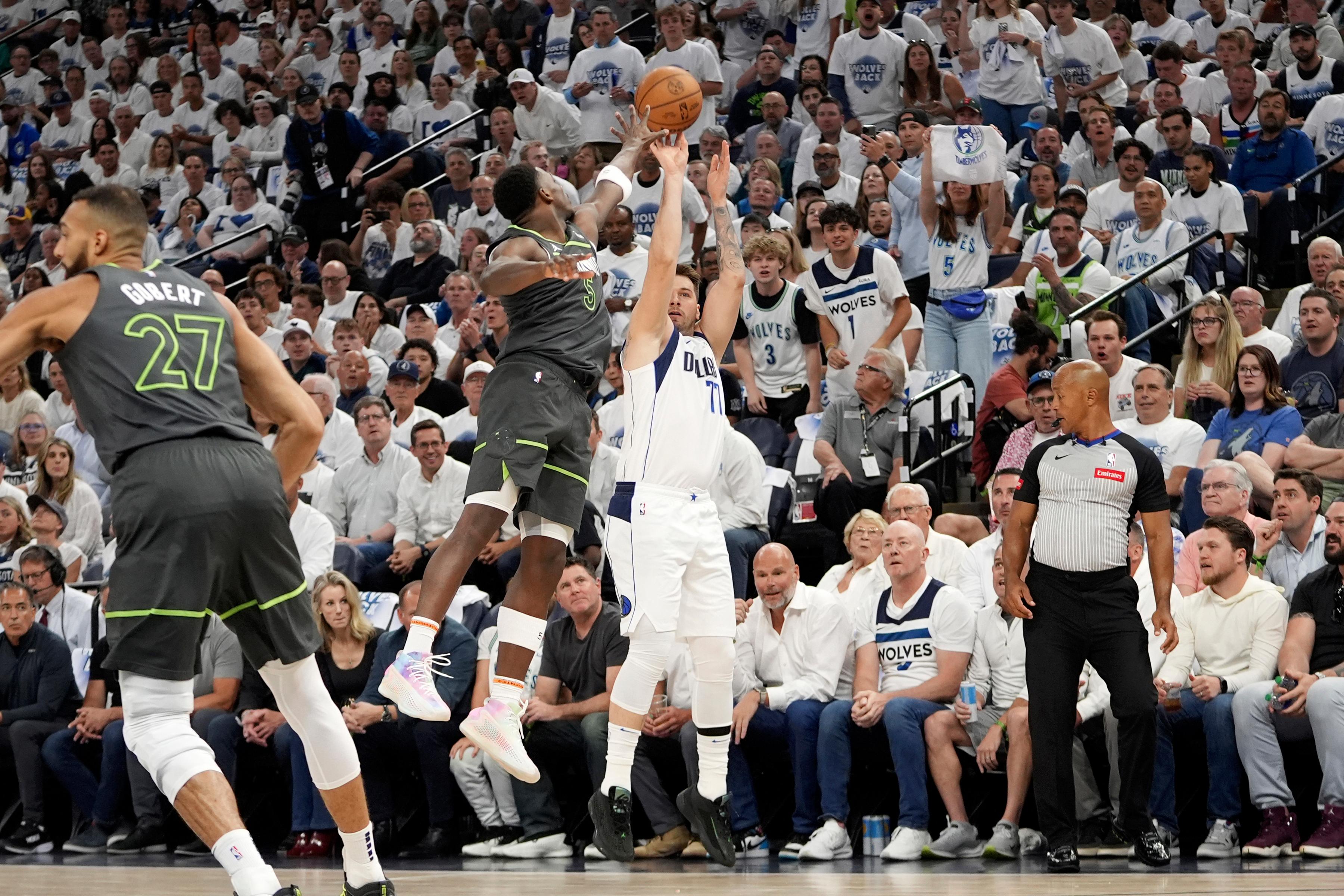 Dallas guard Luka Doncic storspelade när Minnesota besegrades. Foto: Abbie Parr/AP/TT