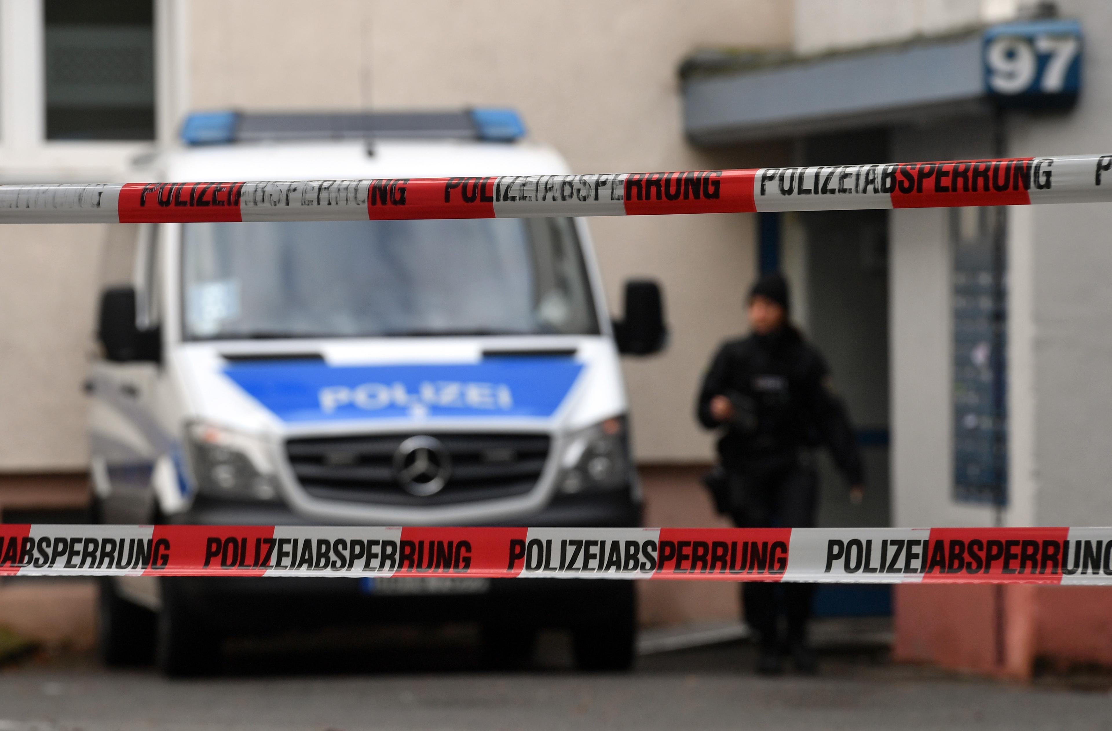 Arkivbild på en tysk polisbil. Foto: Hendrik Schmidt/AP/TT